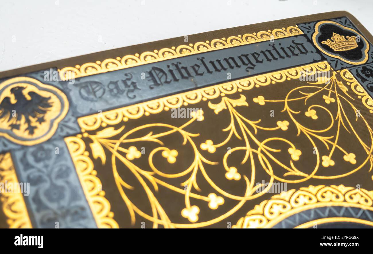 Das Nibelungenlied Fur Das Deutsche Haus, 1892 (Stuttgart, Paul Neff) - title of the 3rd edition (The Song of the Nibelungs) Stock Photo