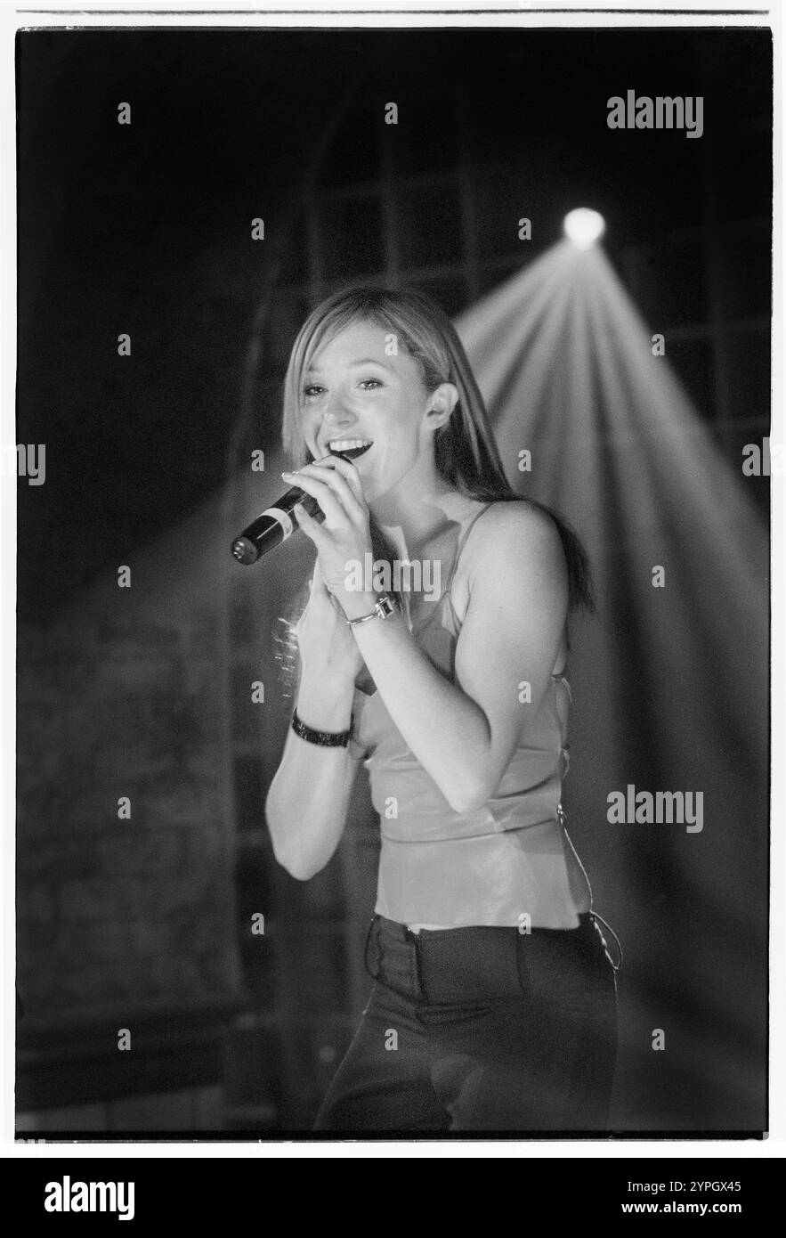 JENNY FROST, ATOMIC KITTEN, NEW LINEUP, TV SHOW, 2001: Jenny Frost of the girl group Atomic Kitten appearing on ITV's music TV show Pop Factory with a new lineup in Porth, Wales, UK on 1 September 2001. Photo: Rob Watkins.    INFO: Atomic Kitten, a British girl group formed in 1998, achieved major success in the early 2000s with hits like 'Whole Again' and 'The Tide Is High.' Known for their catchy pop tunes and harmonies, they became icons of UK pop music. Stock Photo