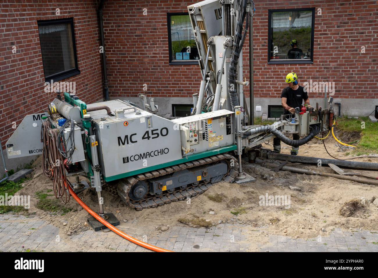 Comacchio drilling hi-res stock photography and images - Alamy