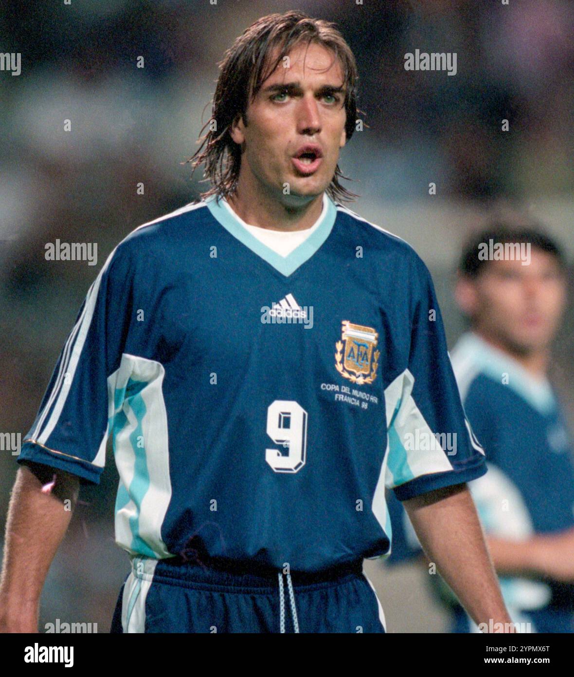 1998 world cup batistuta hi-res stock photography and images