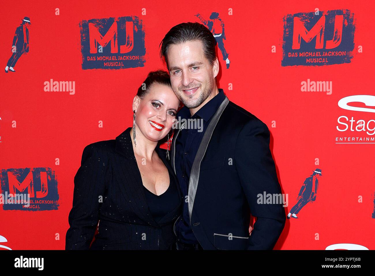 Alexander Klaws und seine Ehefrau Nadja Scheiwiller bei der Premiere vom ‚MJ - Das Michael Jackson Musical“ am 1.12.2024 im Stage Theater im Hafen in Stock Photo