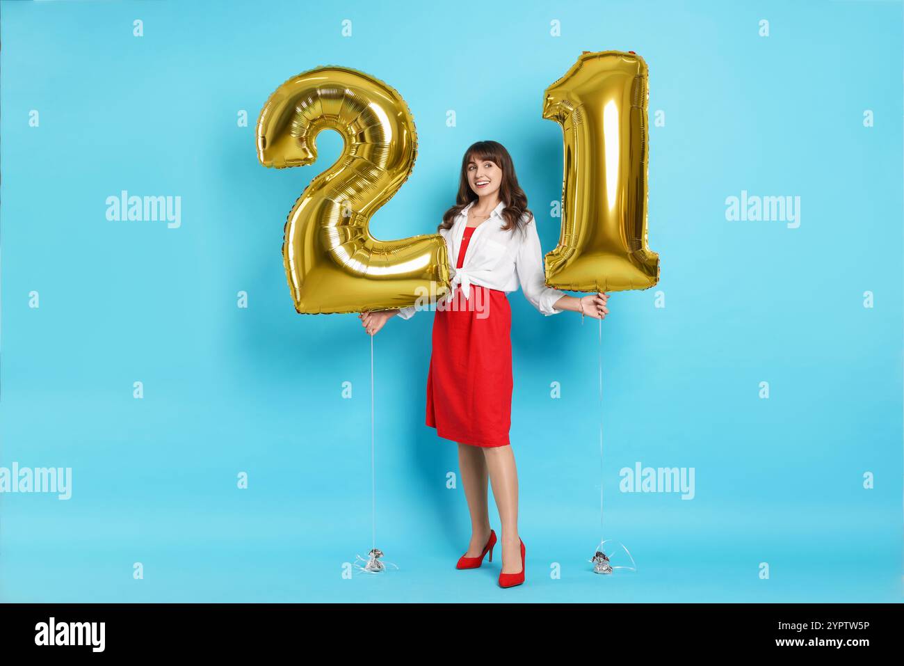 princess polly baby blue dress How to dress up a blue dress for a 21st birthday party?