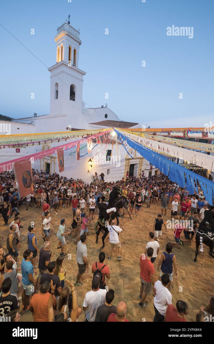 Danza 5 hi-res stock photography and images - Alamy, image size:866x1390