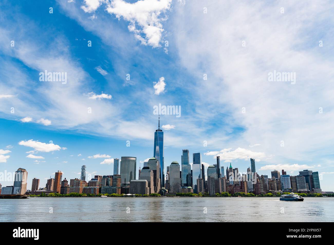 Picture of Manhattan's beautiful skyline, New York, United States. New York City ...