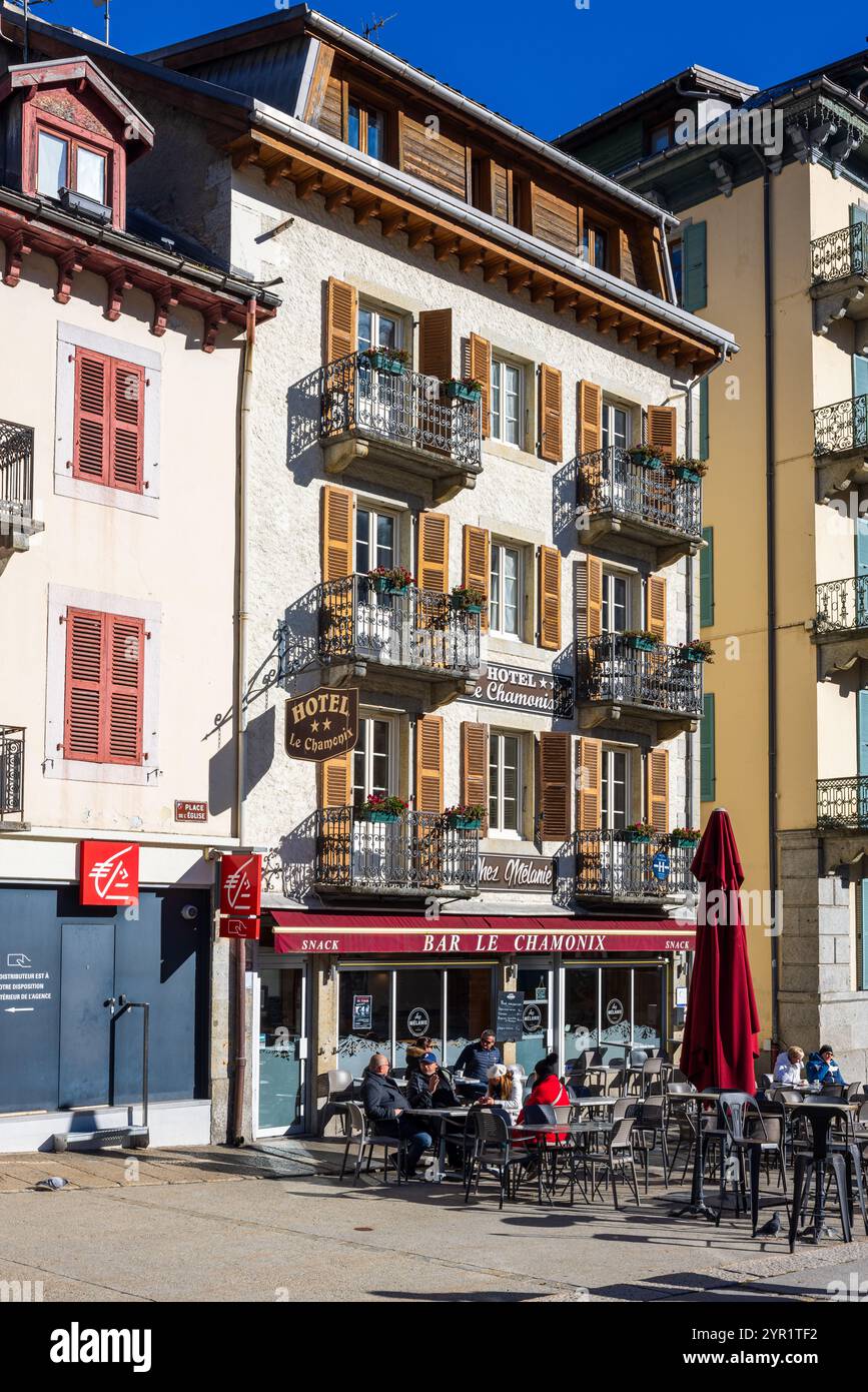 France countryside people cafe hi-res stock photography and images - Alamy