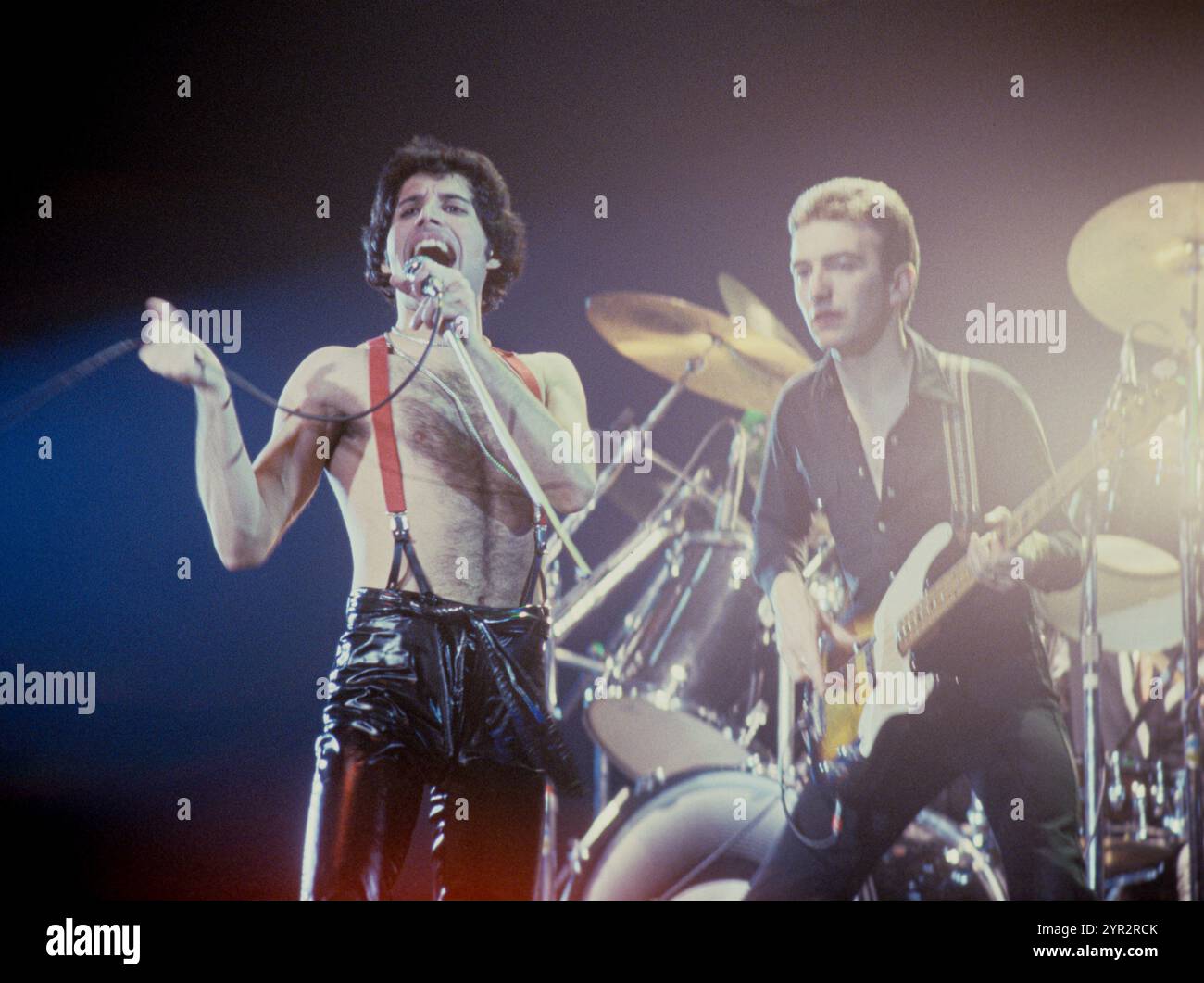Queen freddie mercury 1979 hi-res stock photography and Queen freddie mercury 1979 hi-res stock photography and