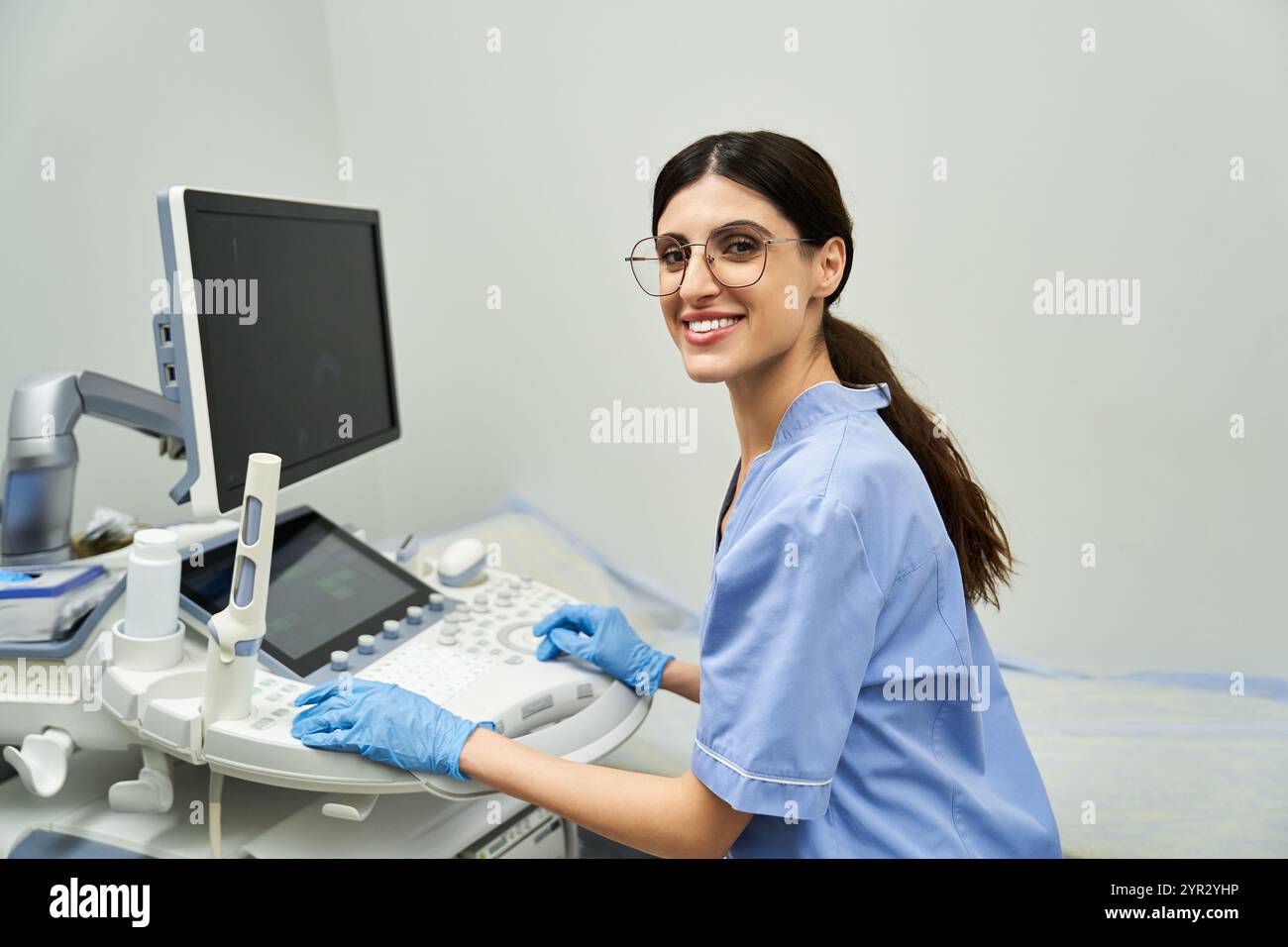 Ultrasound equipment hi-res stock photography and images - Alamy