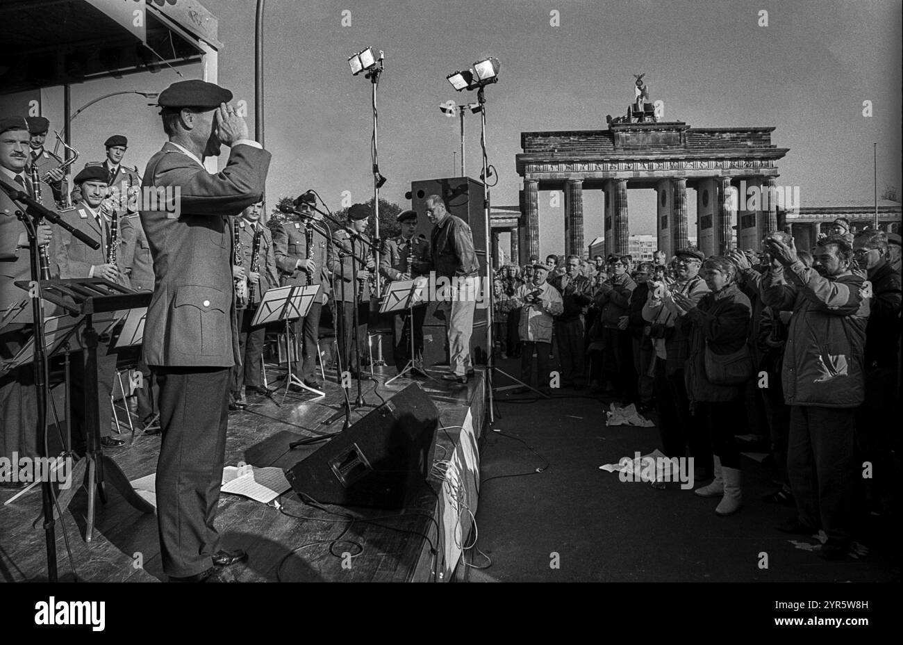 Ｗ帝政ドイツ軍＊歩兵第９２連隊１７ＨＲ髑髏メンバーピン（実物） Military band germany hi-res stock photography and images