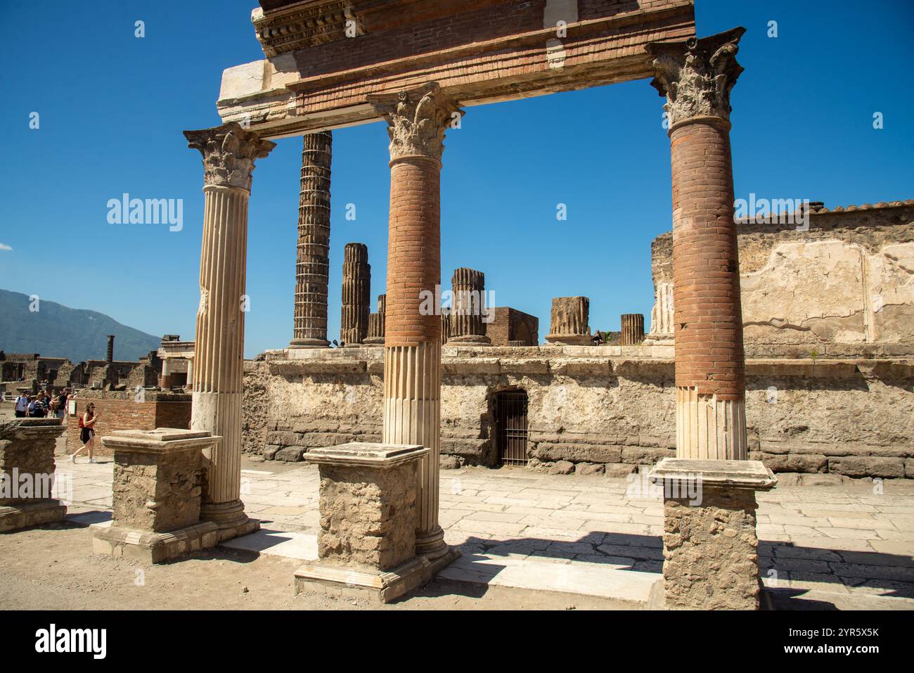 Antique building remains hi-res stock photography and images - Alamy