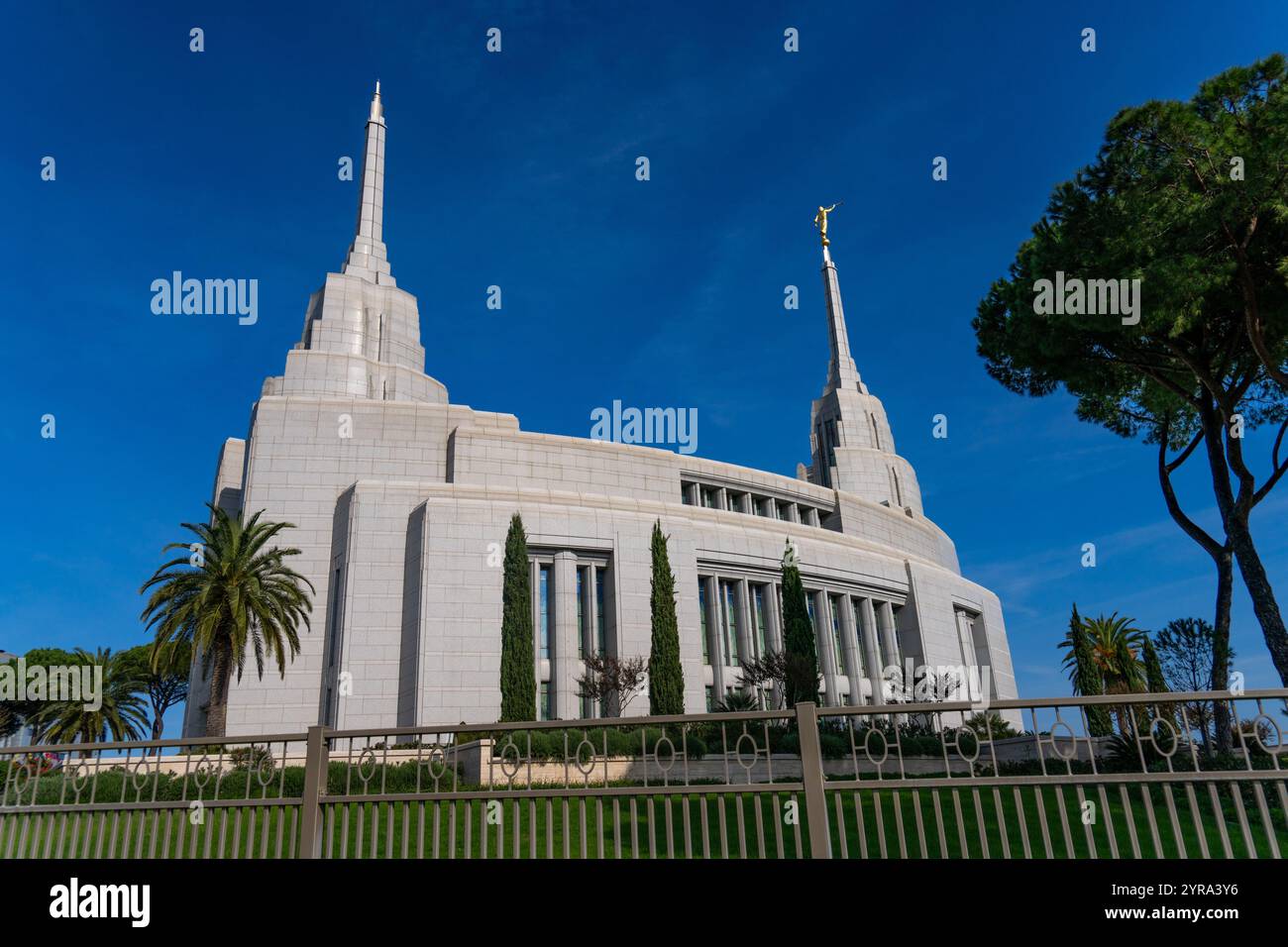 Rome mormon temple hi-res stock photography and images - Alamy