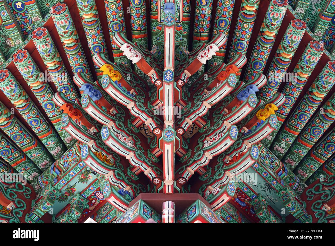 Korea traditional pattern hi-res stock photography and images - Alamy