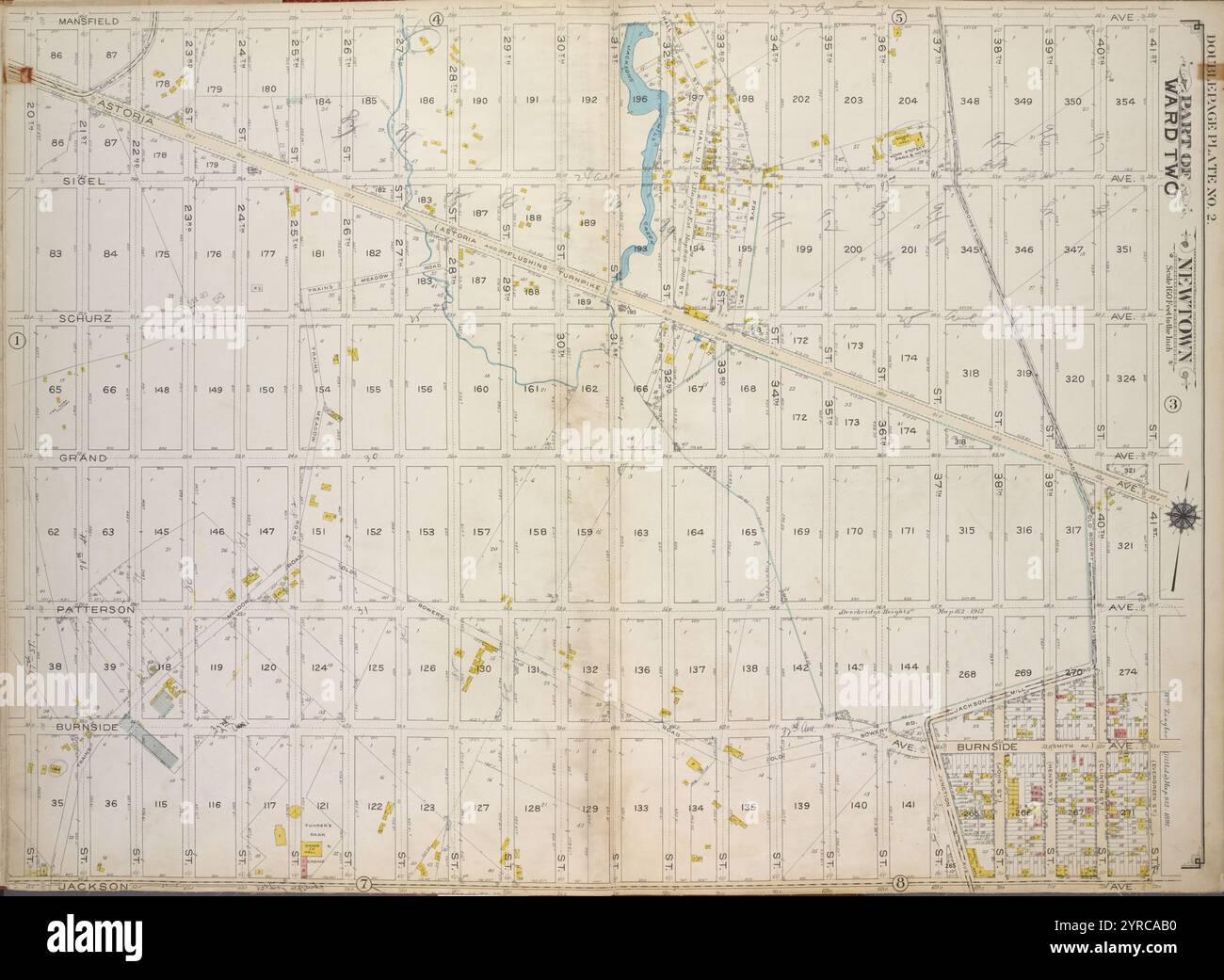 Queens, Vol. 2A, Double Page Plate No. 2; Part of Ward Two Newtown. [Map bounded by Mansfield Ave., 41st St.; Including Jackson Ave., 20th St.] 1915 Stock Photo