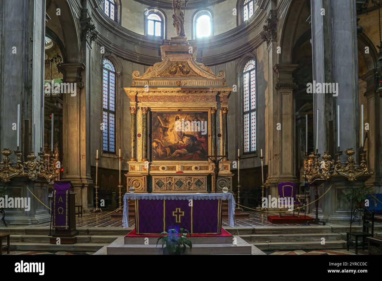 Consecrated in 1177 hi-res stock photography and images - Alamy