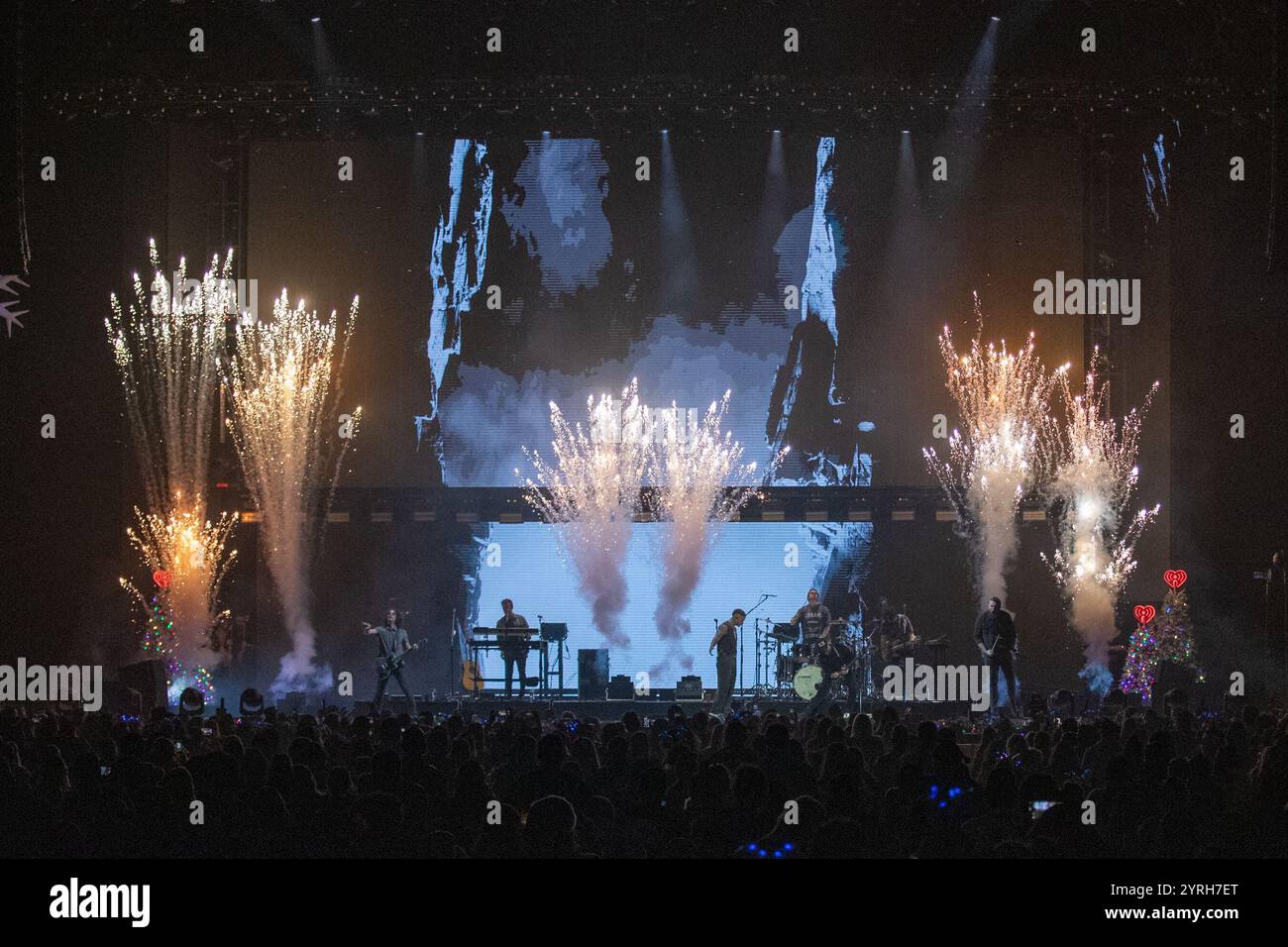 Fort worth texas usa 3rd dec 2024 pyrotechnics were a common site