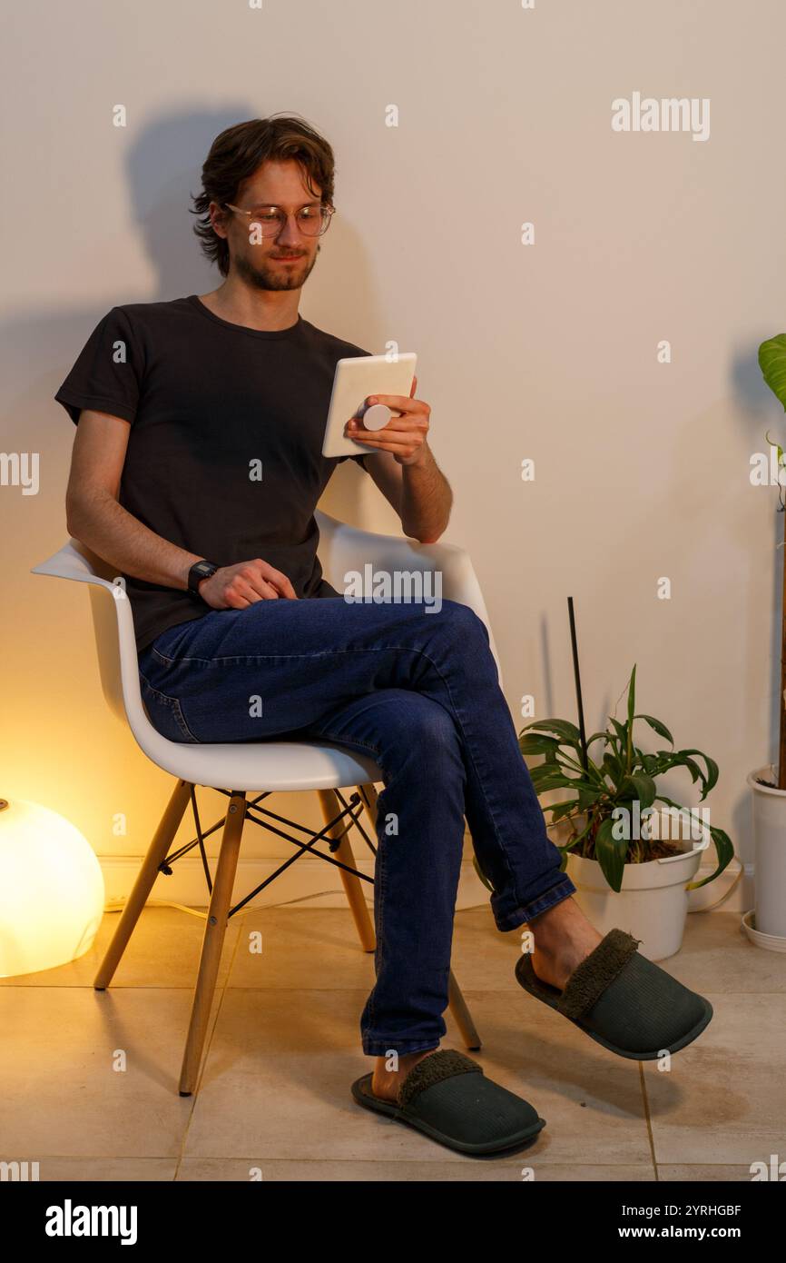 Man In Slippers Man wearing slippers hi-res stock photography and images - Alamy