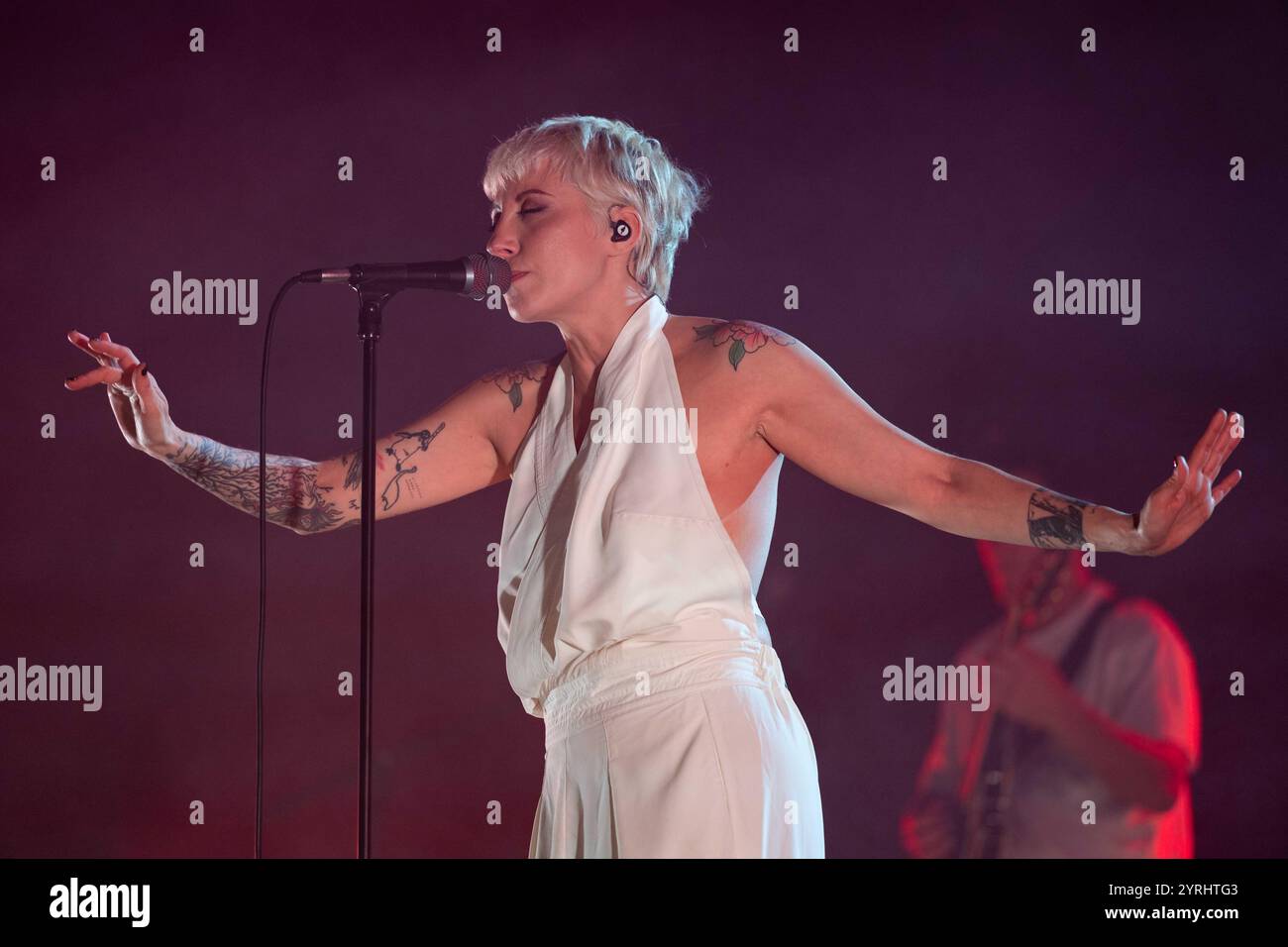 Teatro Augusteo, Naples, Italy, December 03, 2024, Malika Ayane during ...