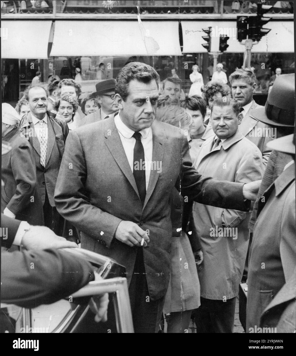 Raymond burr hi-res stock photography and images