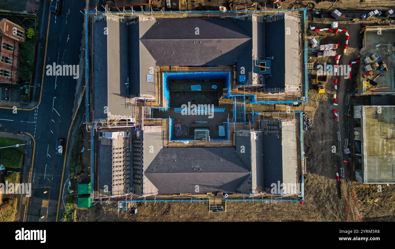 Structure under construction features hi-res stock photography and ...