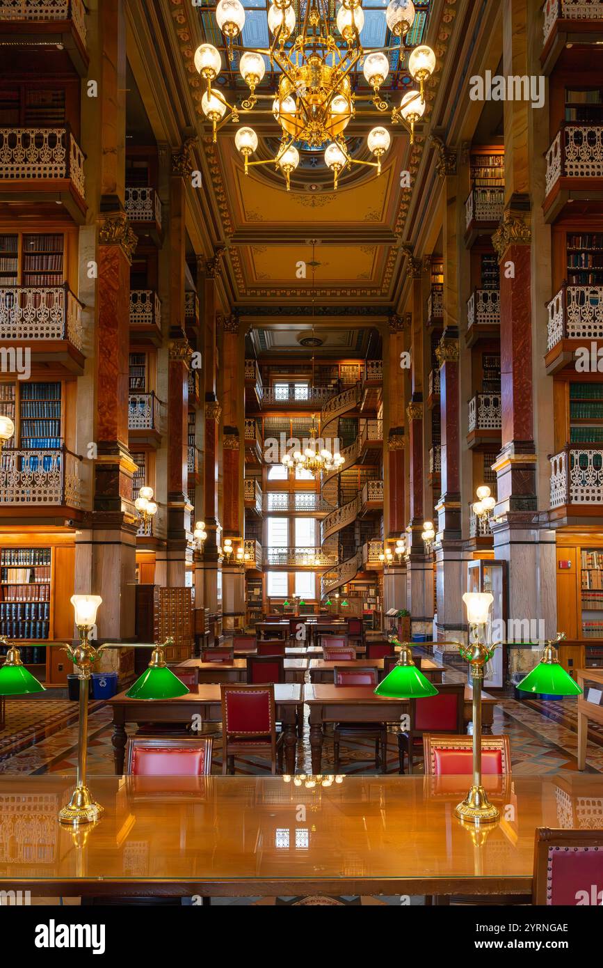Iowa state capitol law library hi-res stock photography and images - Alamy