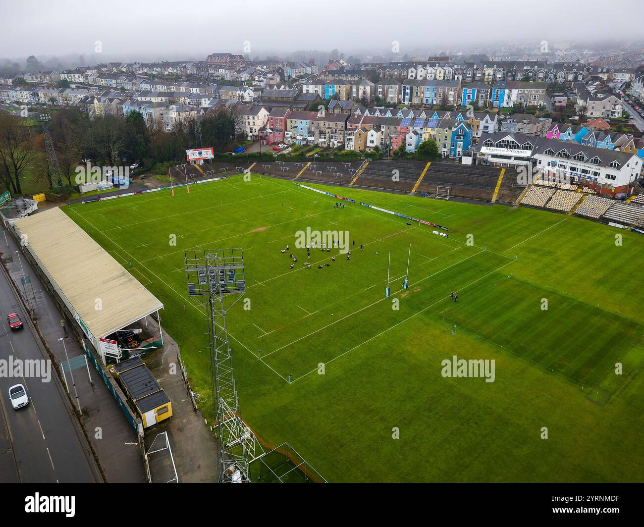 Wet pitch wales hi-res stock photography and images - Alamy
