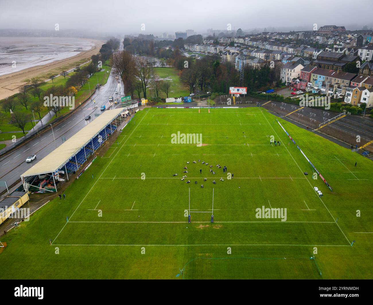 Wet pitch wales hi-res stock photography and images - Alamy