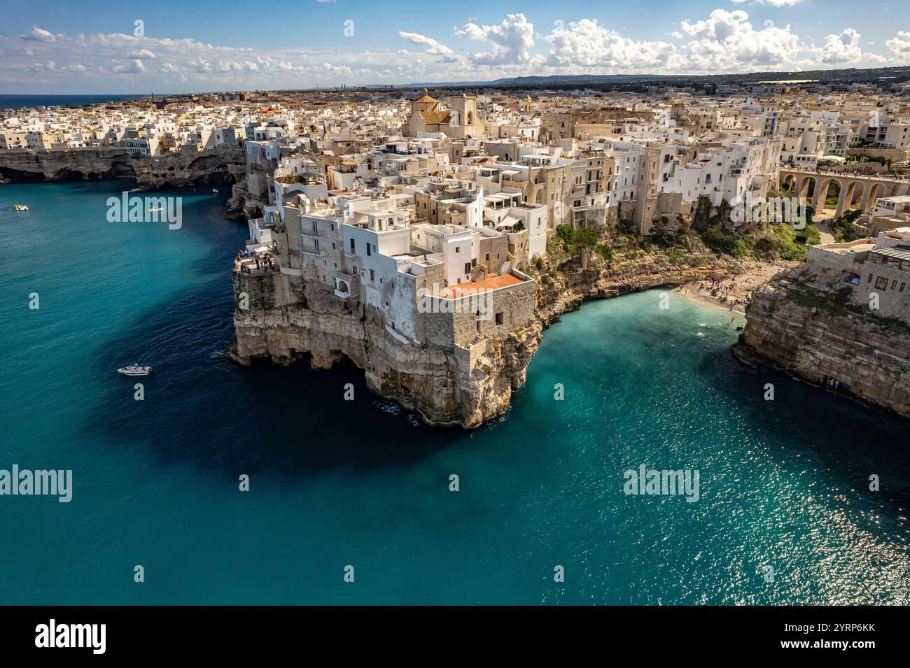 Seashore in polignano mare hi-res stock photography and images - Alamy