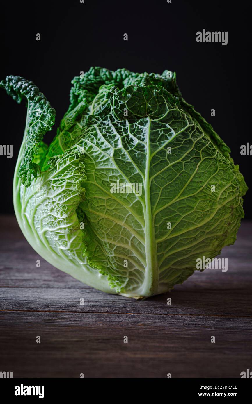 Whole savoy cabbage Stock Photo - Alamy