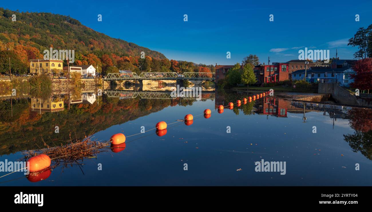 10/12/22 SHEFFIELD FALLS, MA., USA - aerial view at sunrise of Sheffield Falls in autumn, Ma. with Housatonic River running through town, Berkshire Mountains Stock Photo