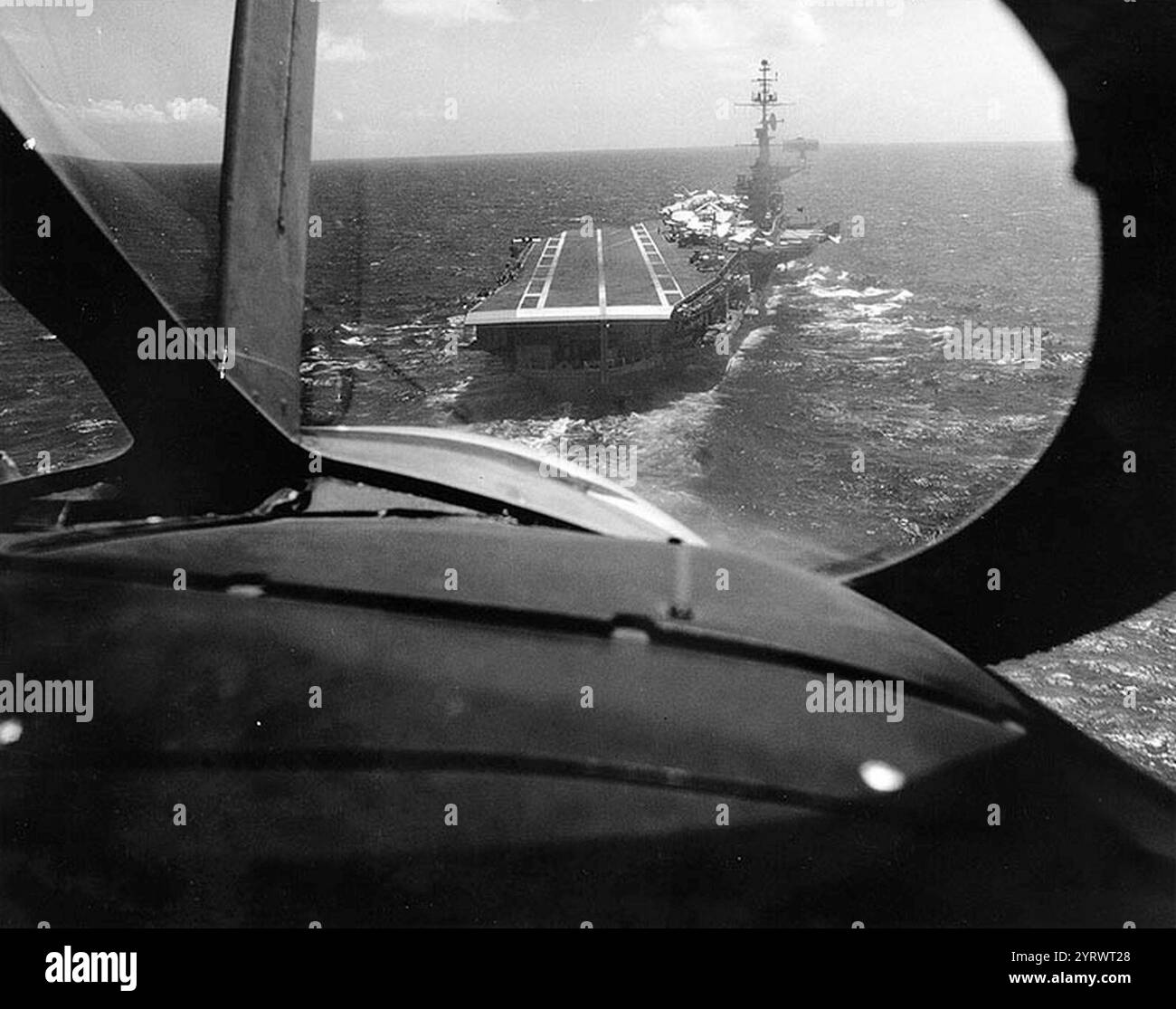Uss franklin d Black and White Stock Photos & Images - Alamy