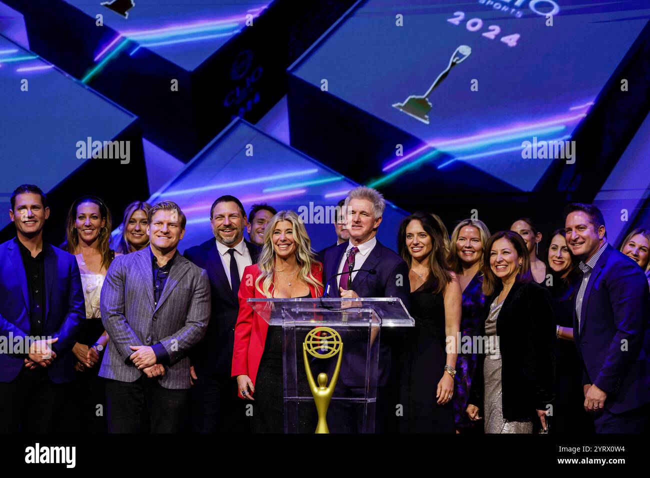 image-distributed-for-clio-awards-ian-trombetta-glenn-cole-nicole