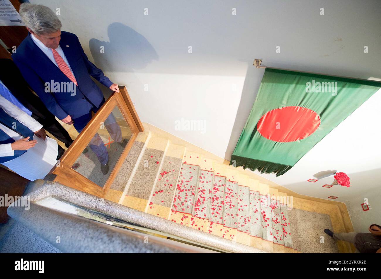 U.S. Secretary of State John Kerry looking at stairs where sheikh Mujib Ur Rahman was gunned down in Dhaka, Bangladesh, before a bilateral meeting on August 29, 2016 Stock Photo