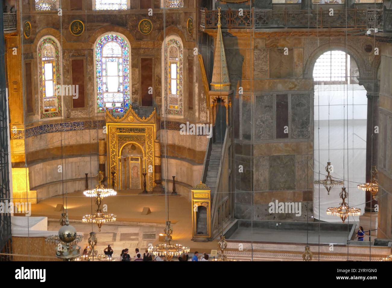 Hagia Sophia, a former Greek Orthodox Christian patriarchal basilica (church), later an Ottoman imperial mosque and now a museum (Ayasofya Muzesi) in Istanbul, Turkey. Built in 537 AD at the beginning of the Middle Ages, it was famous in particular for its massive dome. From the date of its construction in 537 AD until 1453, it served as an Eastern Orthodox cathedral and the seat of the Patriarch of Constantinople, except between 1204 and 1261, when it was converted by the Fourth Crusaders to a Roman Catholic cathedral under the Latin Empire. The building was later converted into an Ottoman mo Stock Photo