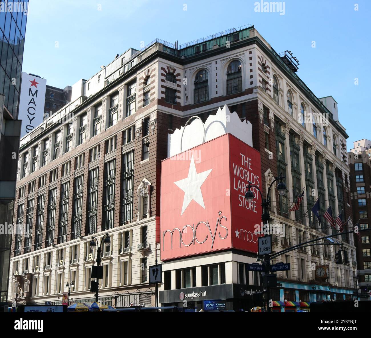 Macy and co hi-res stock photography and images - Alamy