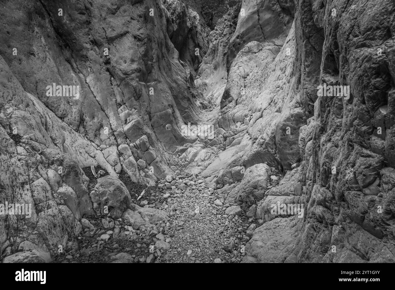 caves and gorge trail kell