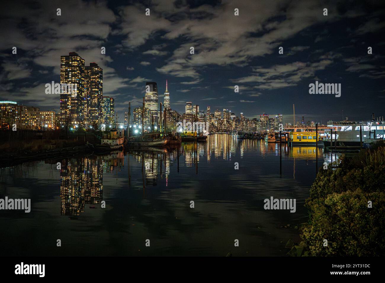 Beautiful New York Skyline looking down Morris Canal Basin form New jersey Stock Photo