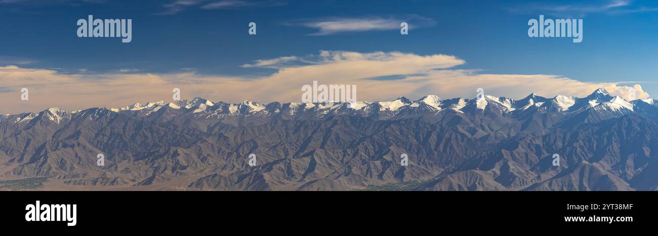 Zaskar Rangesaa A panoramic landscape view of the Zanskar mountain range as viewed from ...