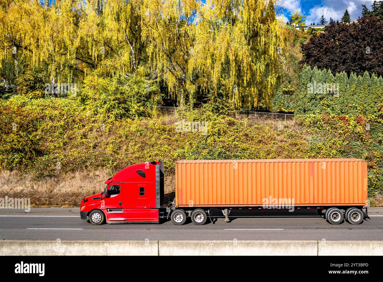 Long hauler carrier industrial red high cab big rig semi truck for ...