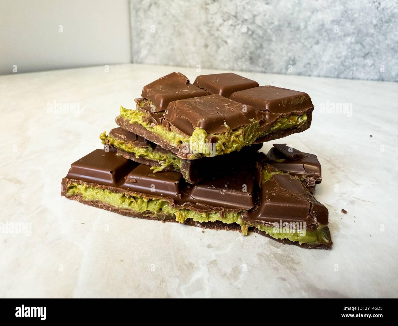 [Haitai] Mini Free Time Chocolate Bar (Pistachio & Kadayif) 300g main image 0