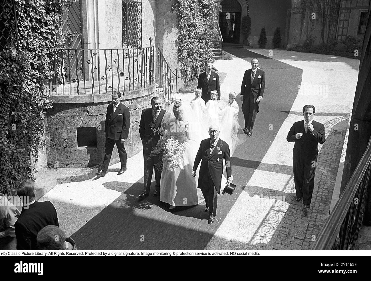 Event Portfolio | The Wedding Officiant/Event Venue, image size:1300x987