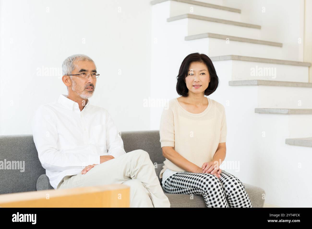 Middle aged couple 50 60 hi-res stock photography and images - Alamy