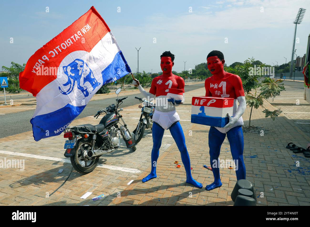 Supporters of presidential candidate and Vice President Mahamudu ...