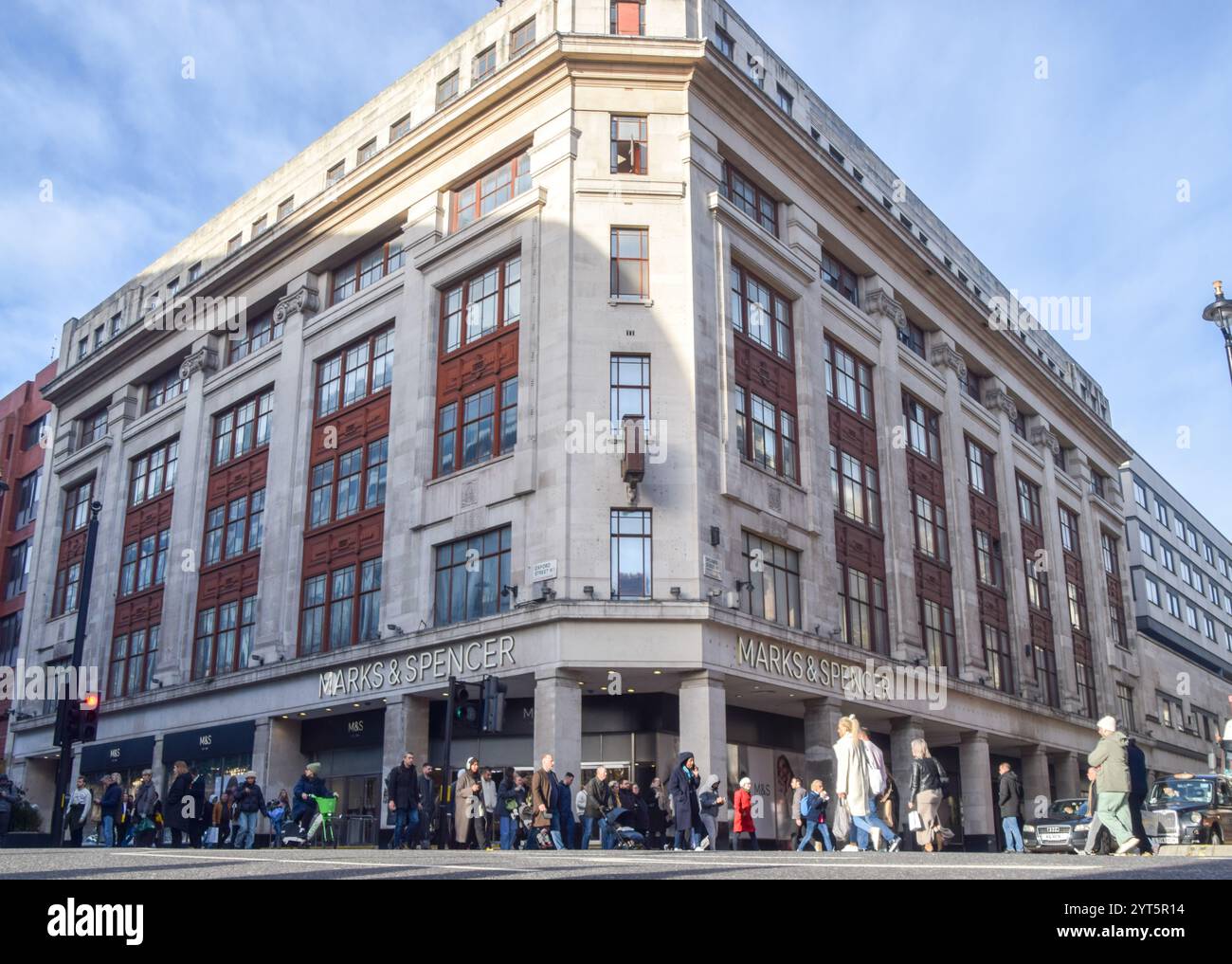 London UK 6th December 2024 Exterior View Of The Marks And Spencer 