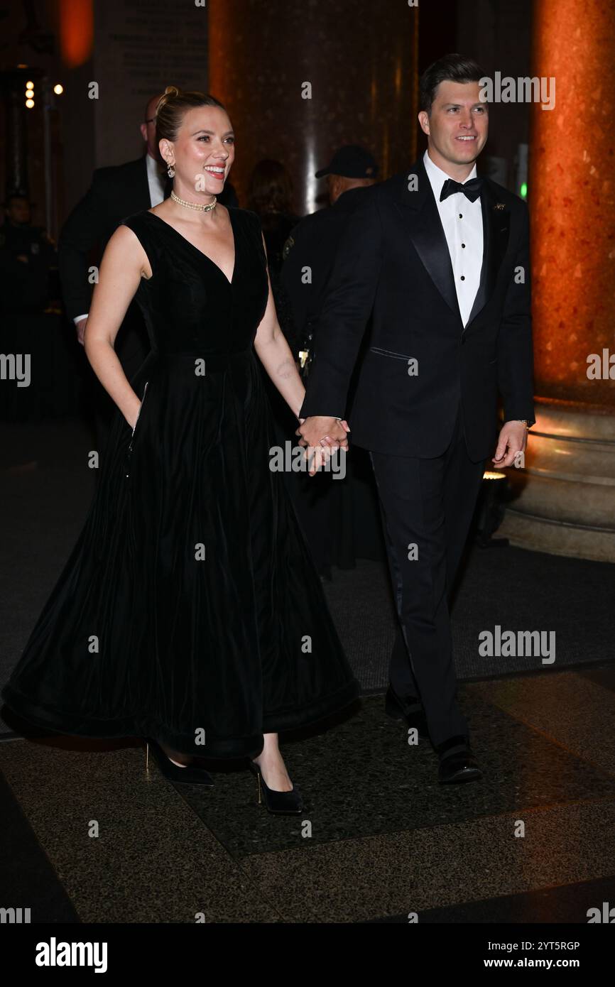 Scarlett Johansson and Colin Jost Stock Photo - Alamy