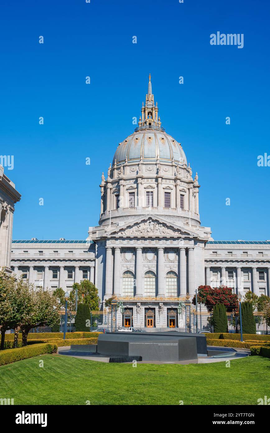 San Francisco City Hall (Beaux-Arts dome) photo 1