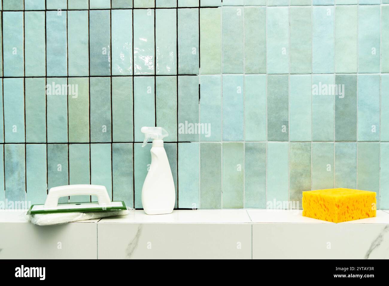 Epoxy grout epoxy adhesive hi-res stock photography and images - Alamy