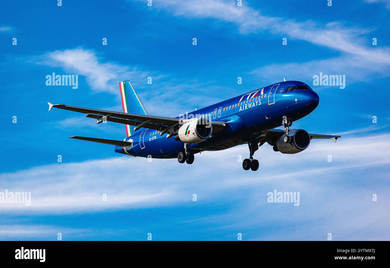 ITA Airways Airbus A320-216 (REG: EI-DTG) in special color scheme