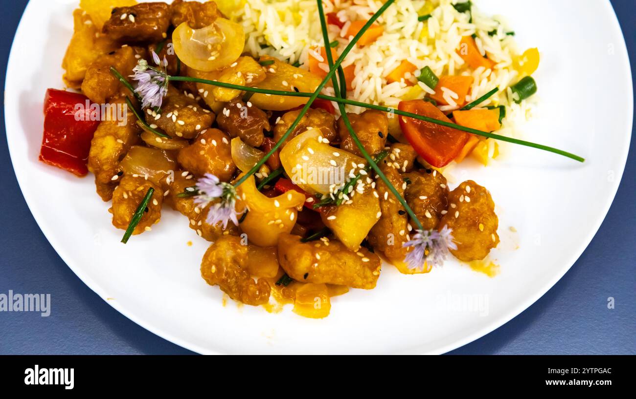 Porco agridoce hi-res stock photography and images - Alamy