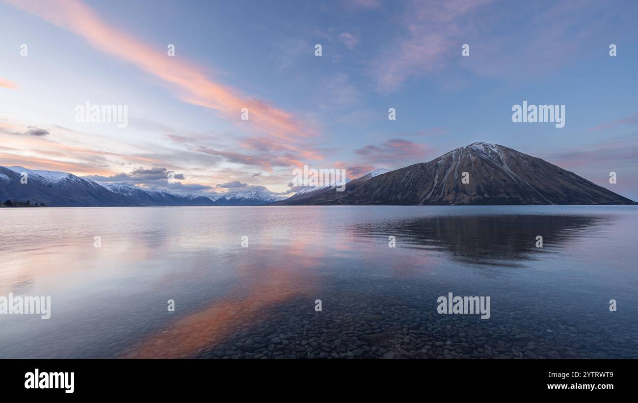 Sunset at Lake Ohau Stock Photo - Alamy