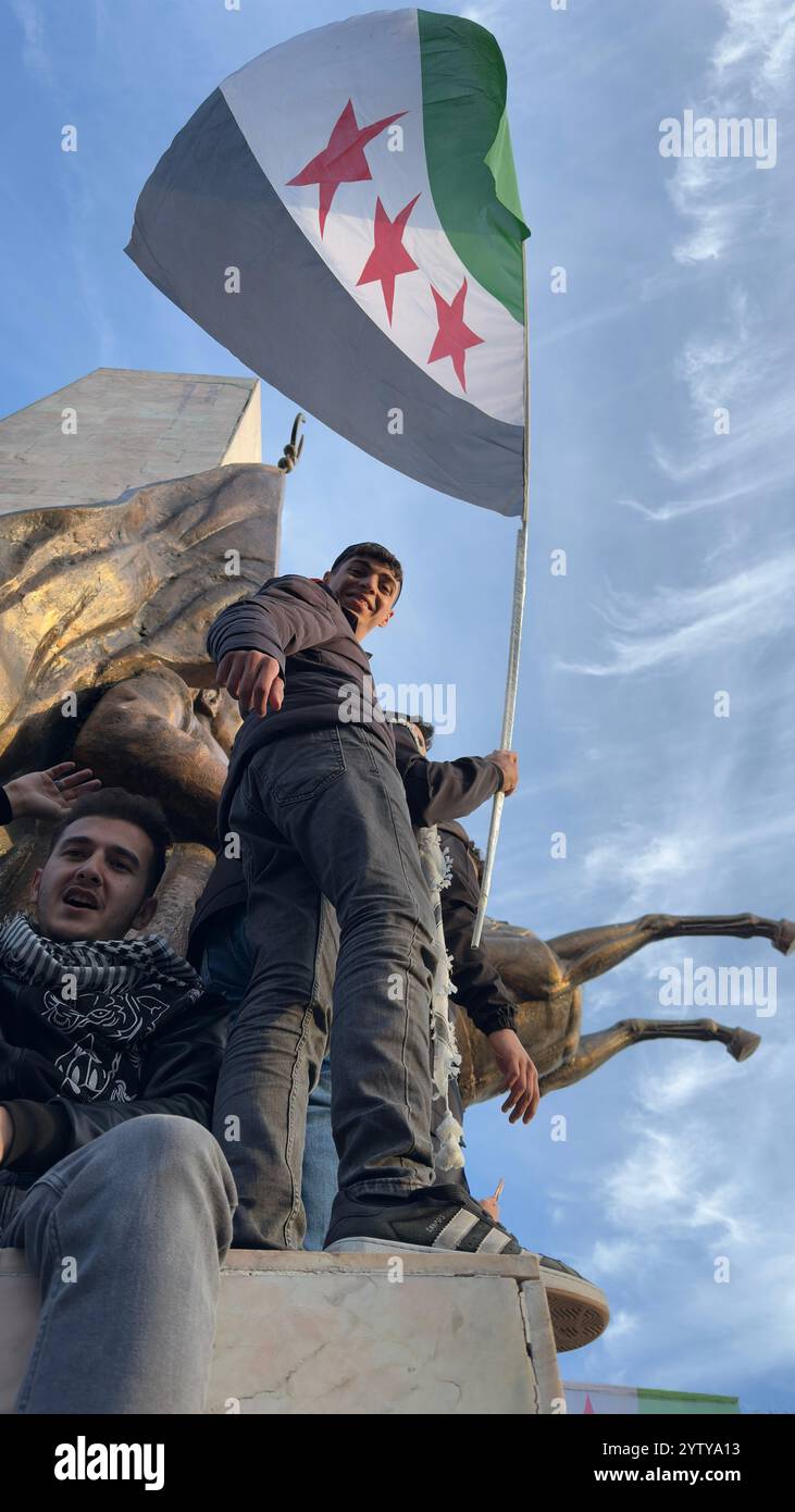 Assad familys half hi-res stock photography and images - Alamy