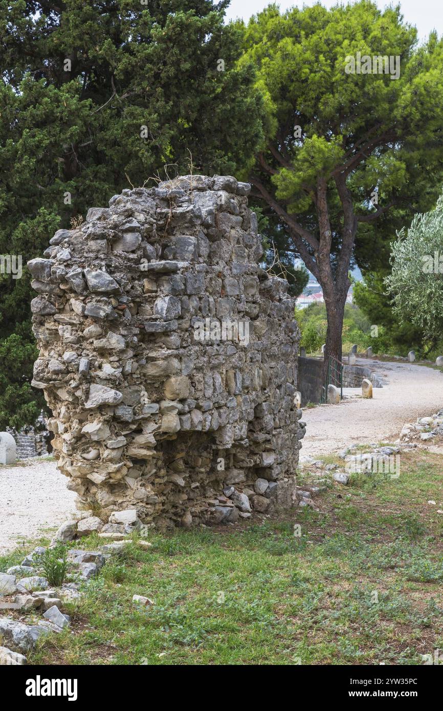 Fragile Structures Fragile ruins hi-res stock photography and images - Alamy
